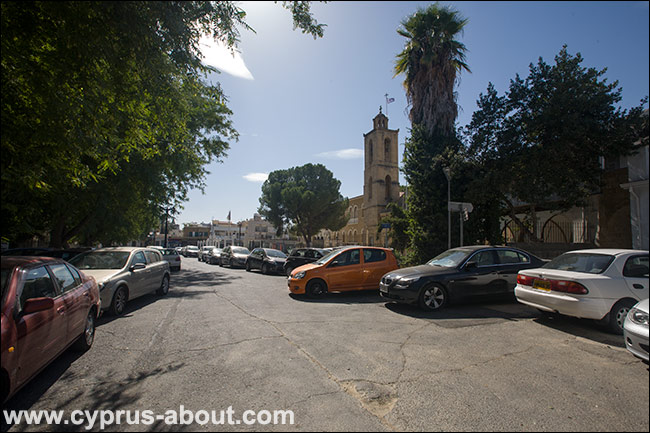 Площадь Архиепископа Киприану в Никосии, Кипр