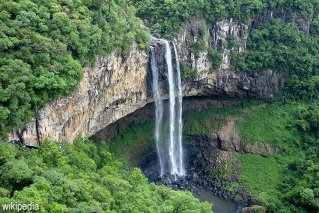 Водопад Каракол в Бразилии